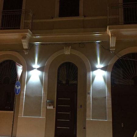דירות ברינדיזי L'Arco Di Porta Lecce מראה חיצוני תמונה