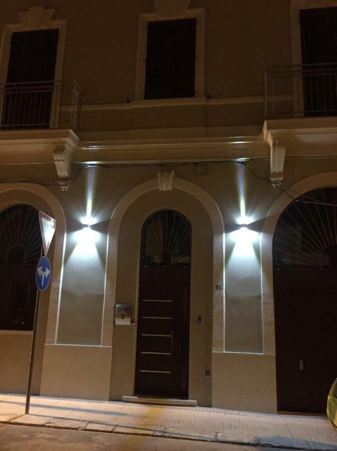 דירות ברינדיזי L'Arco Di Porta Lecce מראה חיצוני תמונה